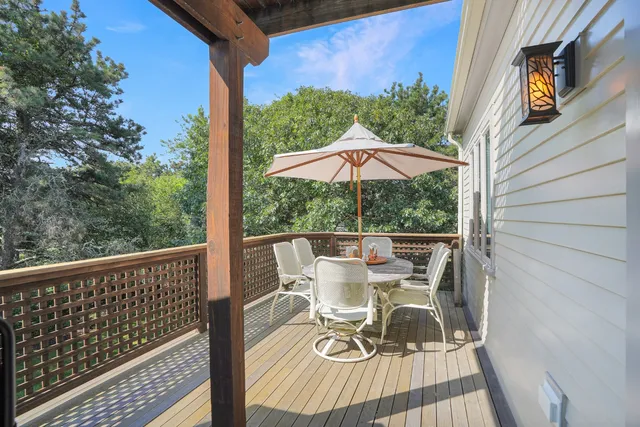 $2,950,000 | 23 Thaxter Lane, Edgartown, MA 02539