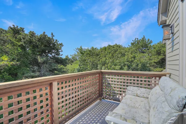 $2,950,000 | 23 Thaxter Lane, Edgartown, MA 02539