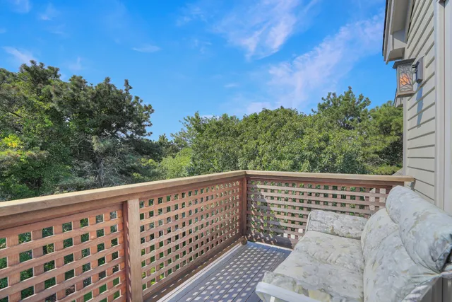 $2,950,000 | 23 Thaxter Lane, Edgartown, MA 02539