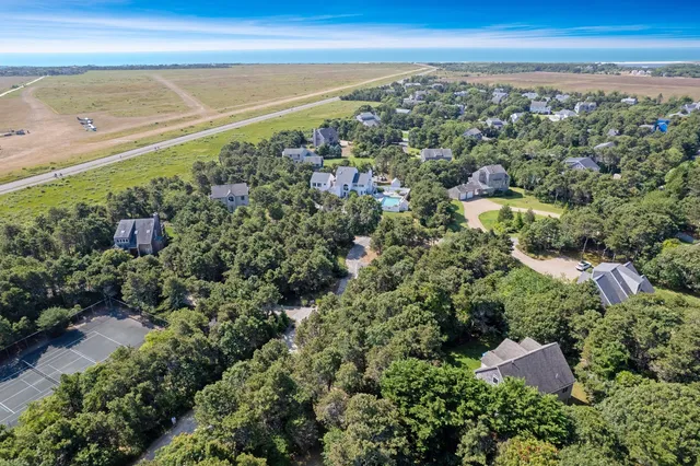 $2,950,000 | 23 Thaxter Lane, Edgartown, MA 02539