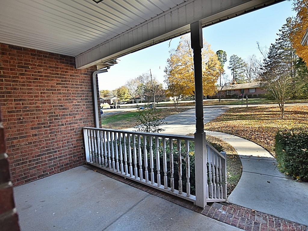 725 Belleview Road Rock Hill, SC 29730 - Photo 2 of 18 Gallery Image 2