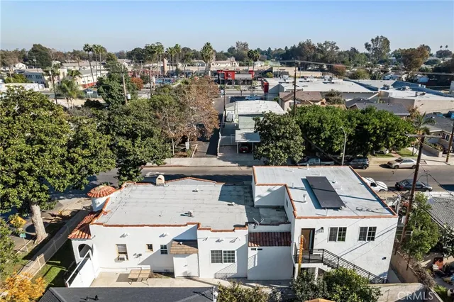 $2,195 | 498 A East 52nd, Long Beach, CA 90805