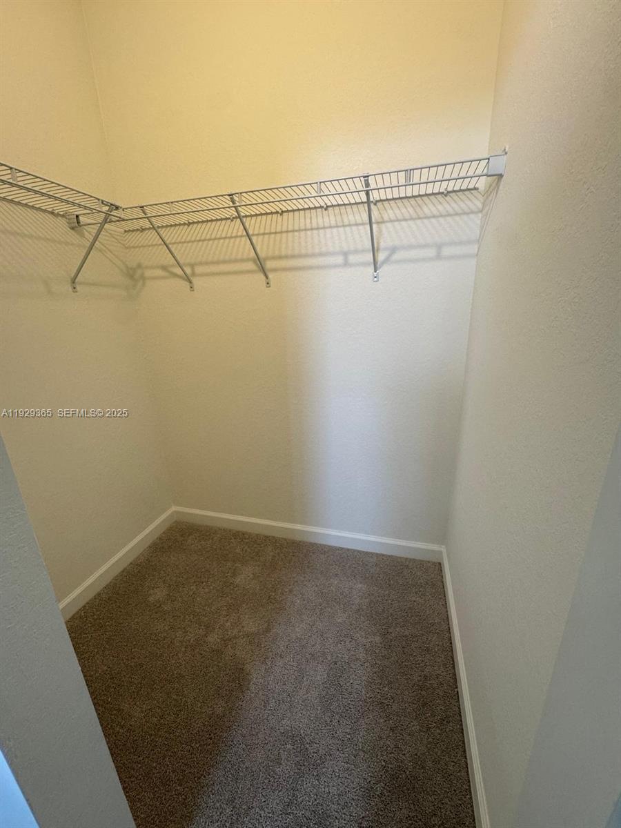 2825 Southeast 25th Avenue Homestead, FL 33035 - Photo 18 of 42