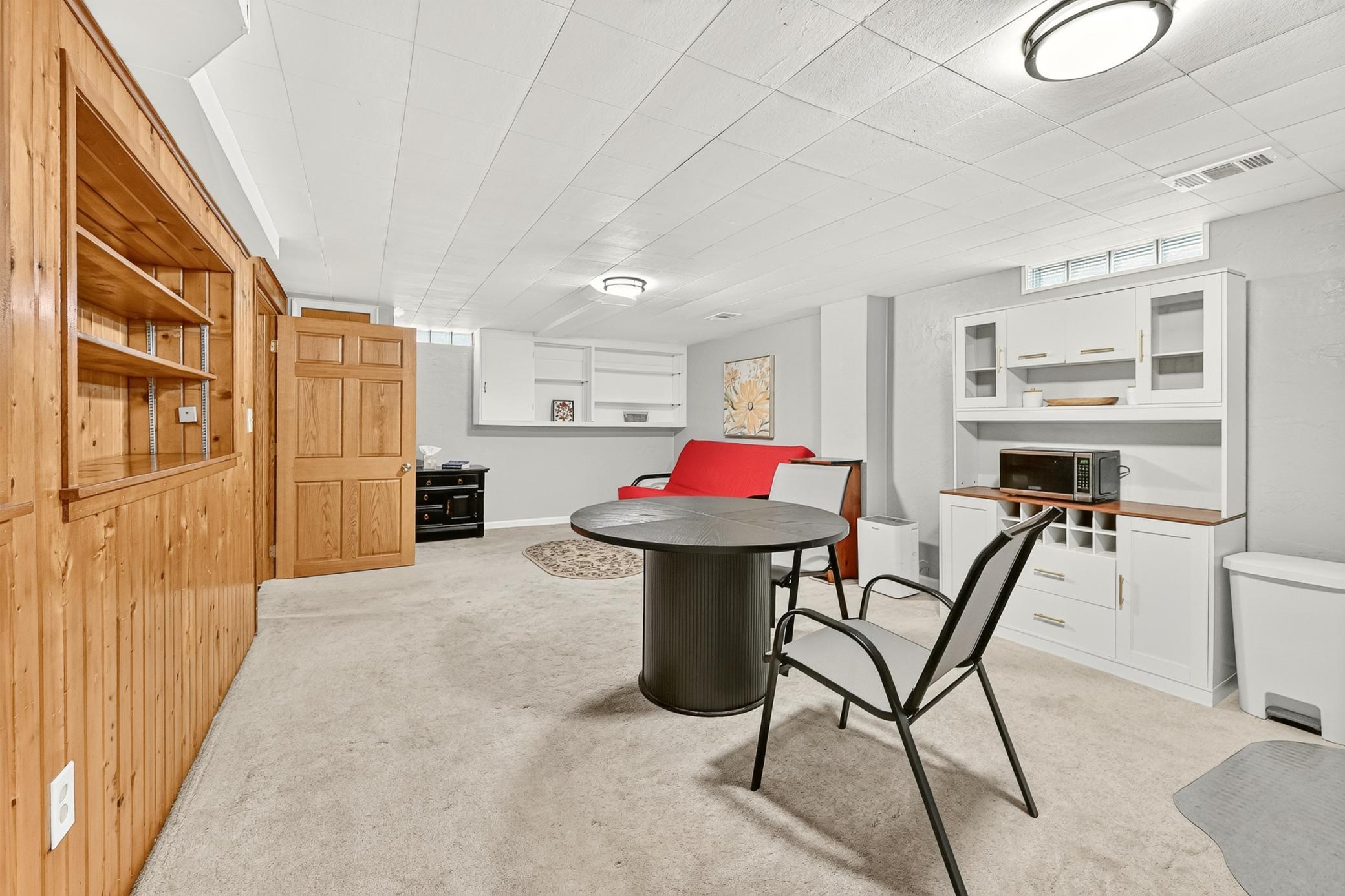 1401 10th Street Northeast Rochester, MN 55906 - Photo 24 of 36
