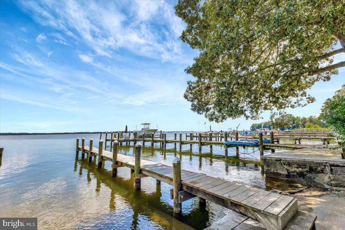 13226 Susquehanna Road Baltimore, MD 21220 - Photo 39 of 43 a balcony with chairs