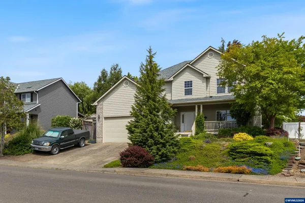 $549,900 | 310 Northwest Foxglove Street, Dallas, OR 97338