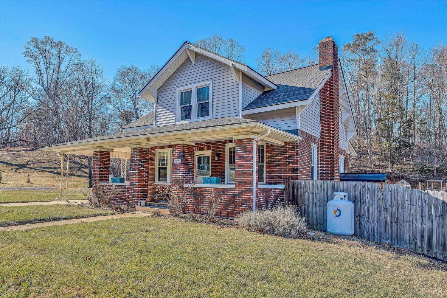 7825 Franklin Road Boones Mill, VA 24065 - Photo 3 of 61 Gallery Image 3