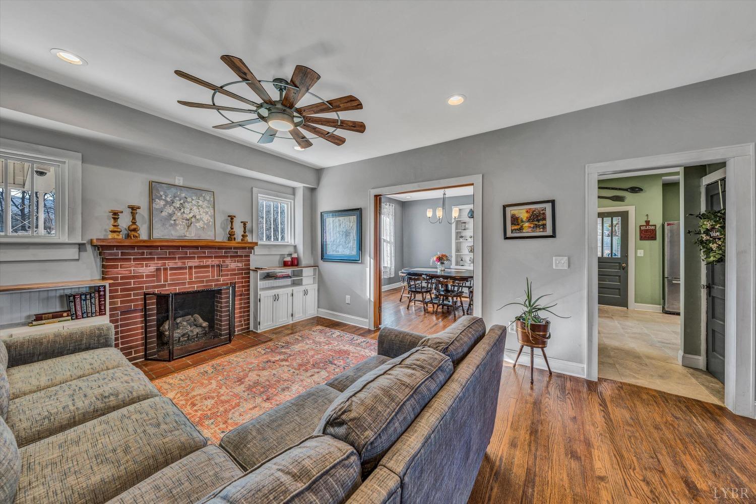 7825 Franklin Road Boones Mill, VA 24065 - Photo 6 of 61 Gallery Image 6