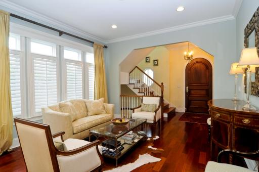 2031 Illinois Road Northbrook, IL 60062 - Photo 2 of 16