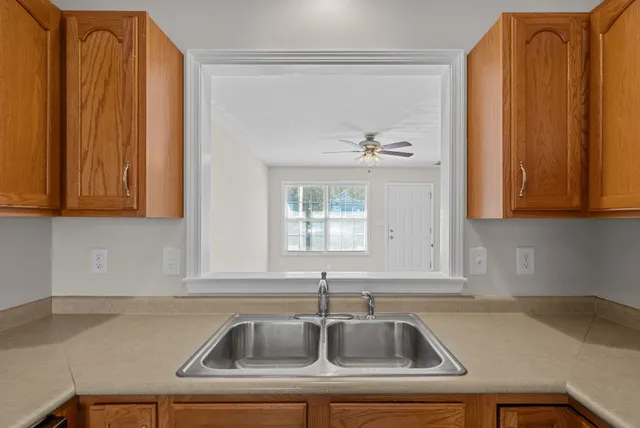 $995 | 938 Cumberland Drive, Unit A, Clarksville, TN 37040