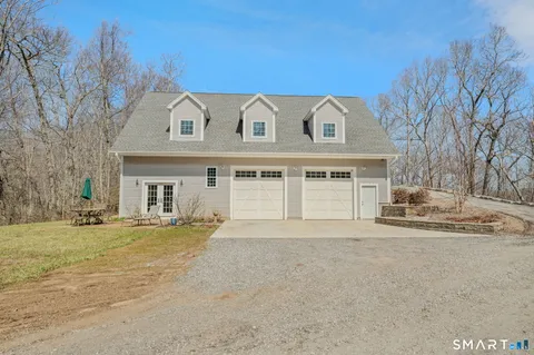 $599,000 | 5 Rosewood Lane, Essex, CT 06442