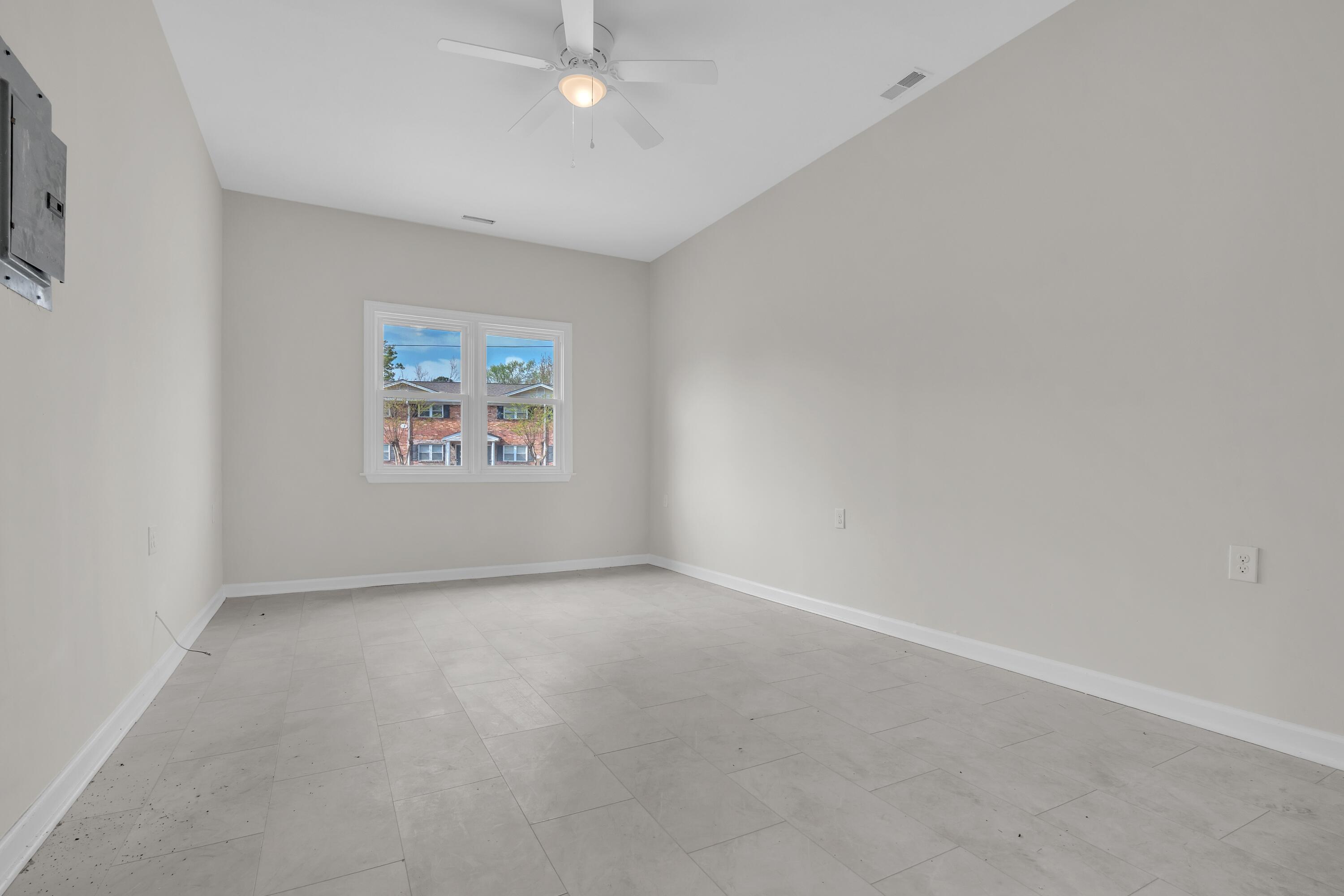 1847 Mepkin Road Charleston, SC 29407 - Photo 29 of 33 Bonus Room with Exterior Access