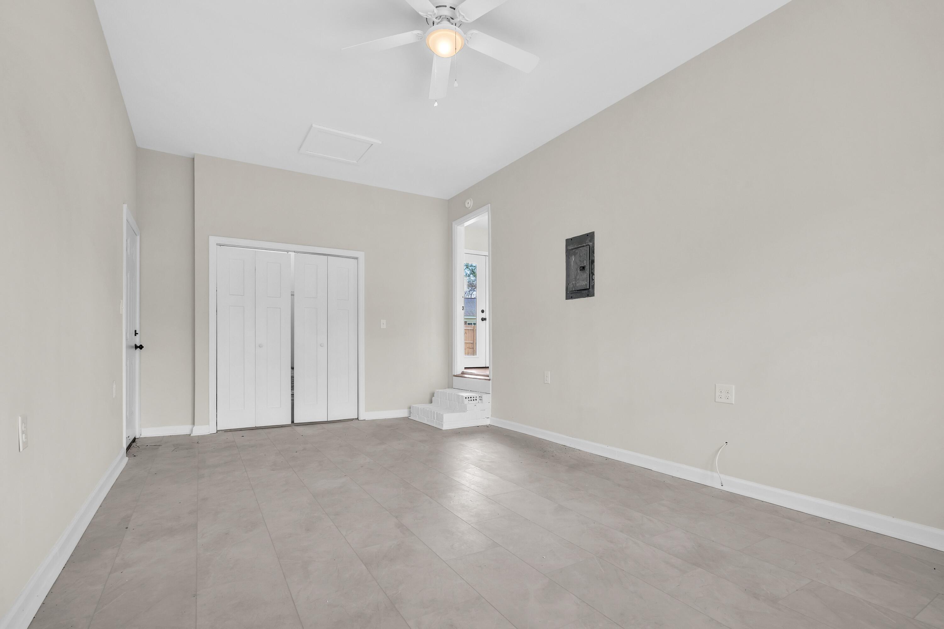 1847 Mepkin Road Charleston, SC 29407 - Photo 30 of 33 Bonus Room with Exterior Access