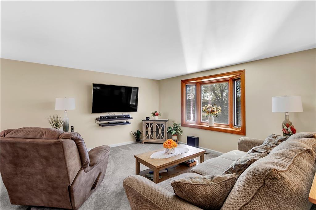 2251 George Street Irwin, PA 15642 - Photo 6 of 34 Gallery Image 6