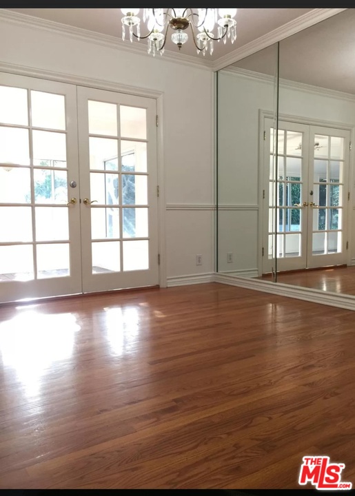 9401 Ruffner Avenue Northridge, CA 91343 - Photo 8 of 22 Gallery Image 8