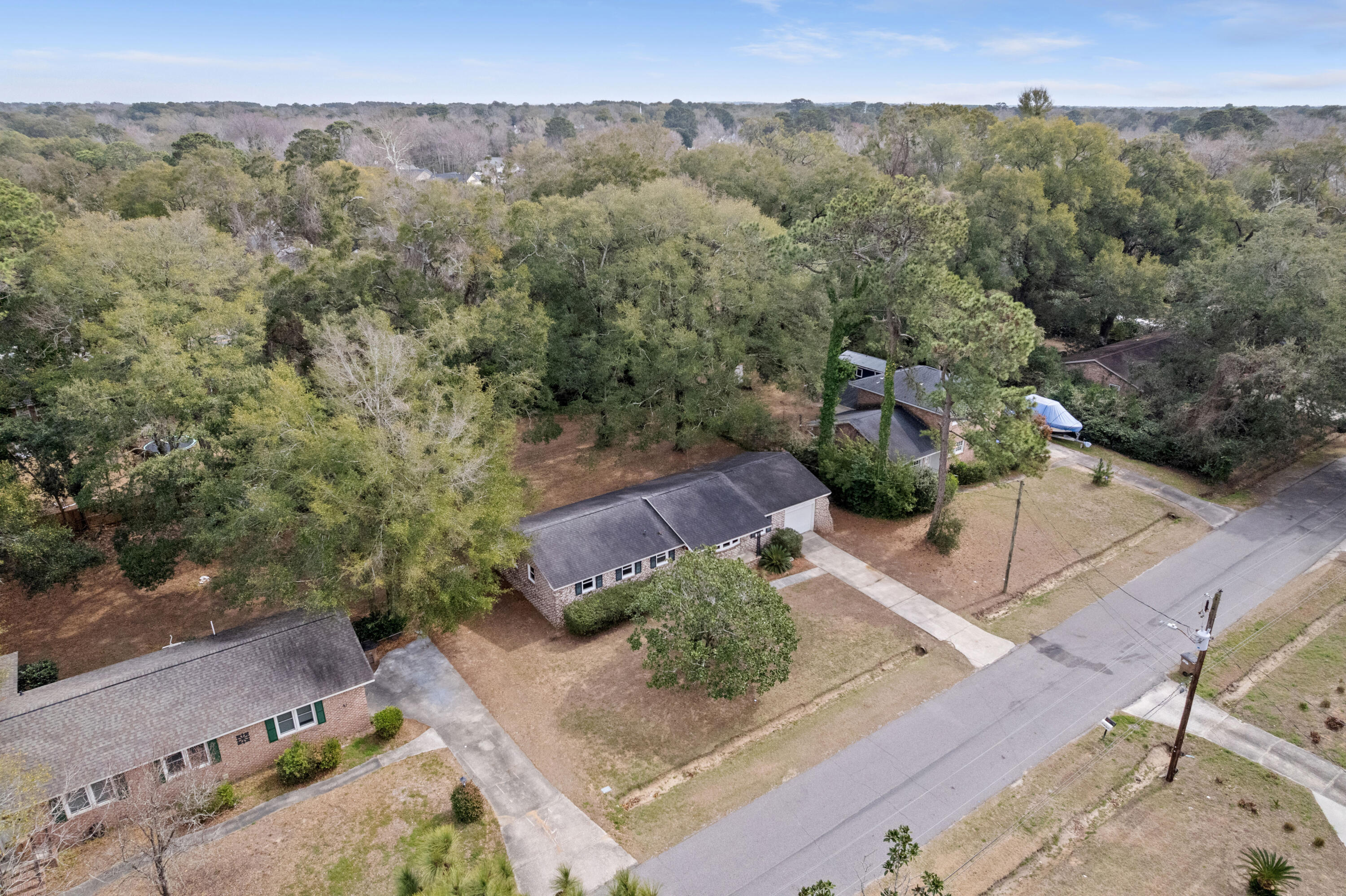 1072 Kentwood Circle Charleston, SC 29412 - Photo 36 of 42 1072KentwoodCir-CasaVerdeMediaLLC40