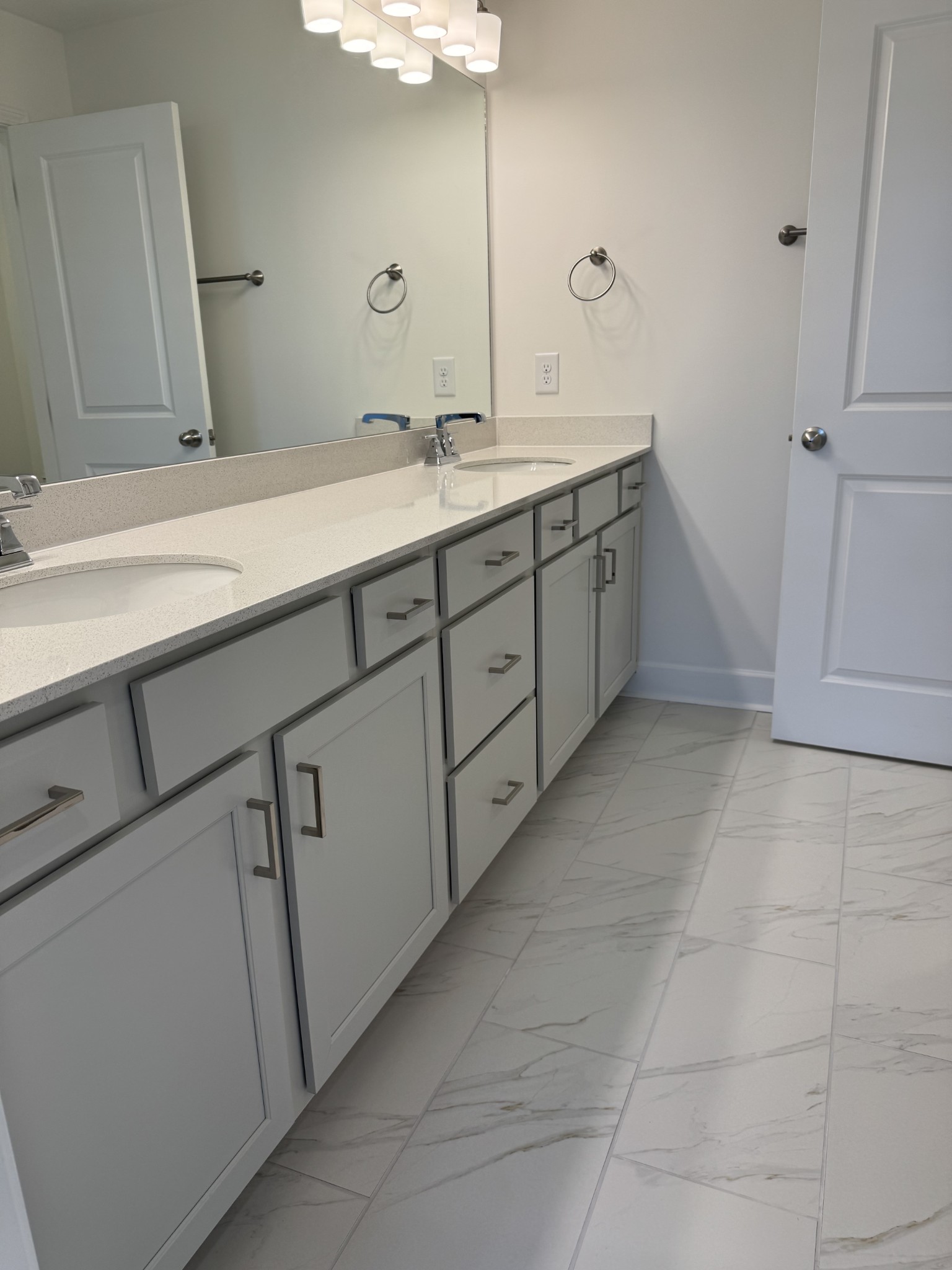 1110 June Wilde Ridge Spring Hill, TN 37174 - Photo 21 of 28 a bathroom with a sink and a mirror