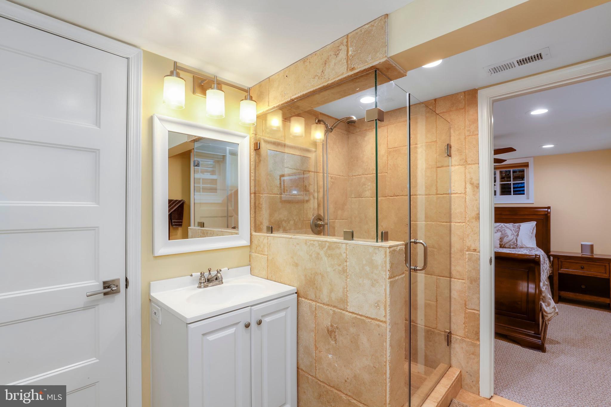 622 Ellsworth Drive Silver Spring, MD 20910 - Photo 20 of 33