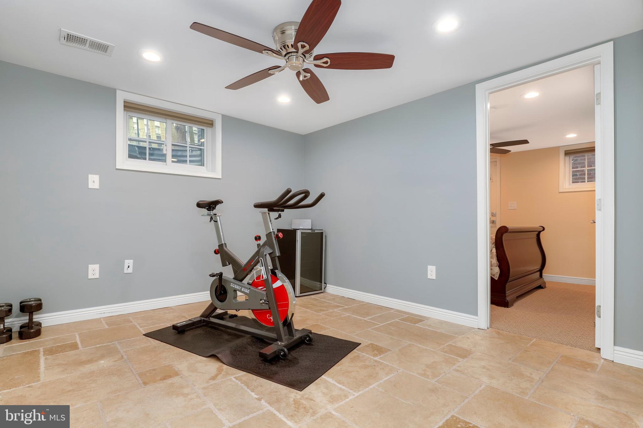 622 Ellsworth Drive Silver Spring, MD 20910 - Photo 21 of 33