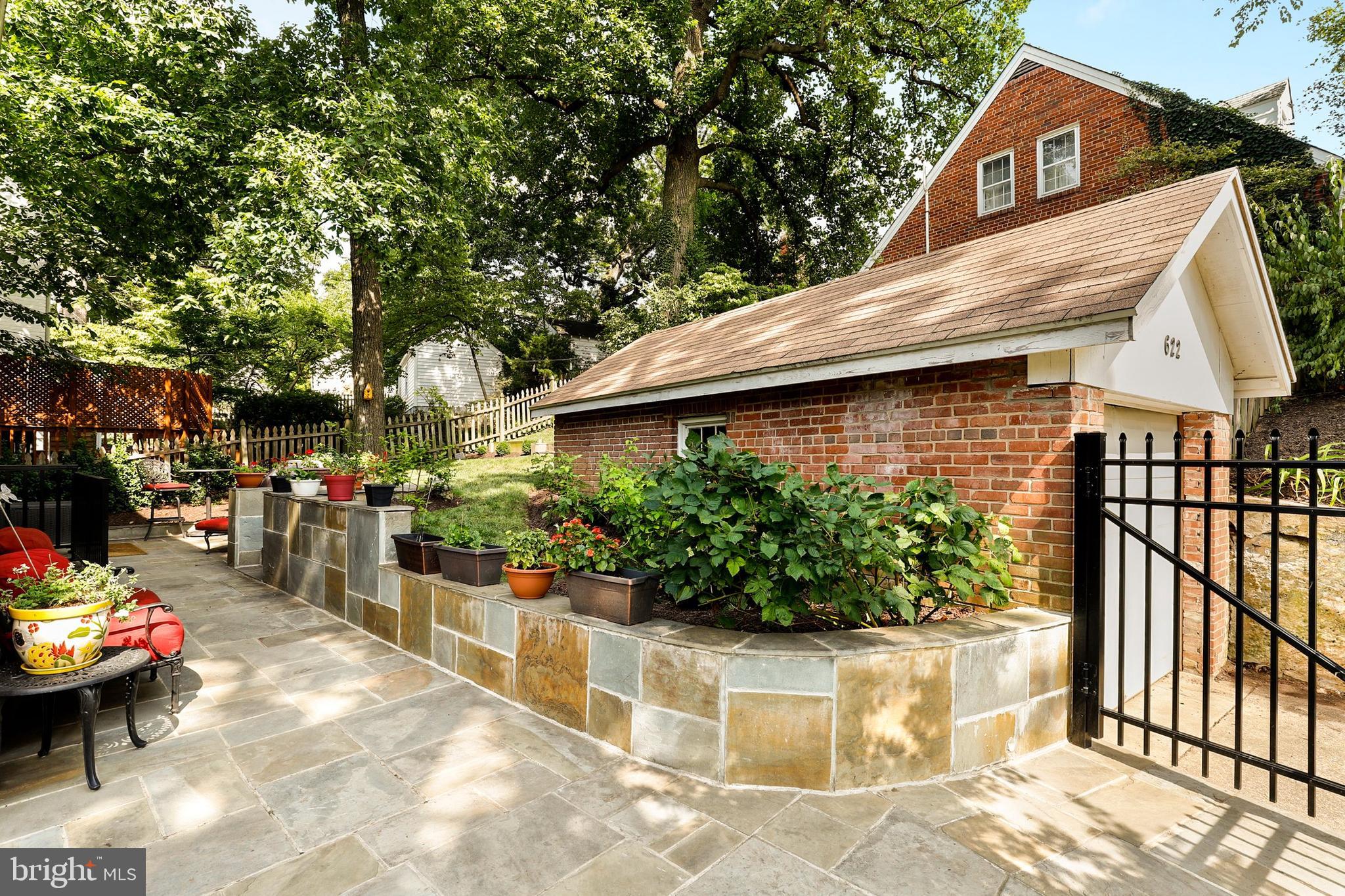 622 Ellsworth Drive Silver Spring, MD 20910 - Photo 27 of 33