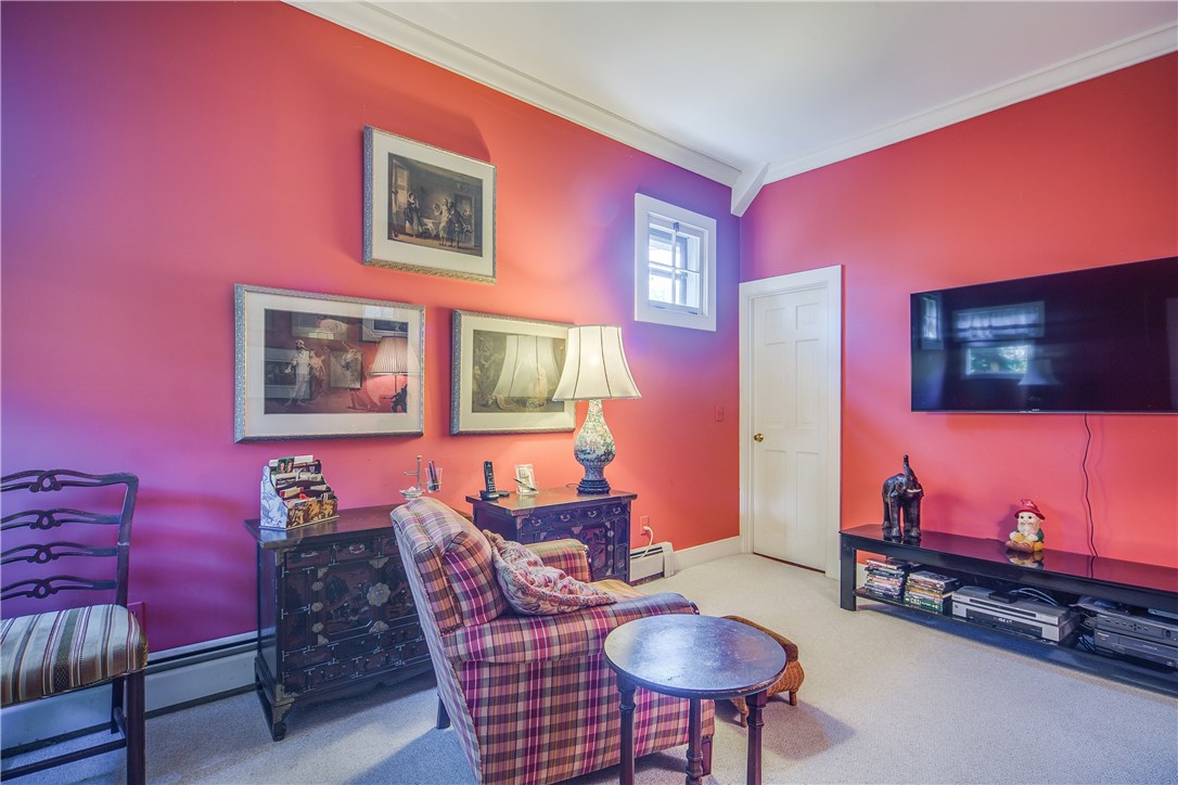 107 Old Beach Road, Unit 5 Newport, RI 02840 - Photo 12 of 30