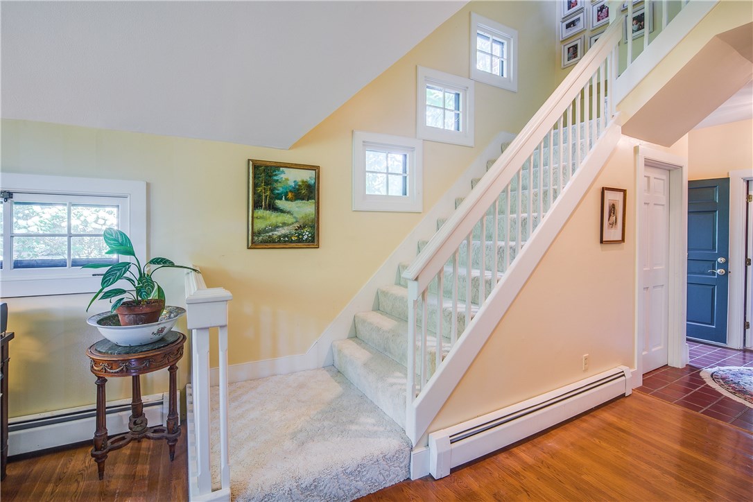 107 Old Beach Road, Unit 5 Newport, RI 02840 - Photo 15 of 30