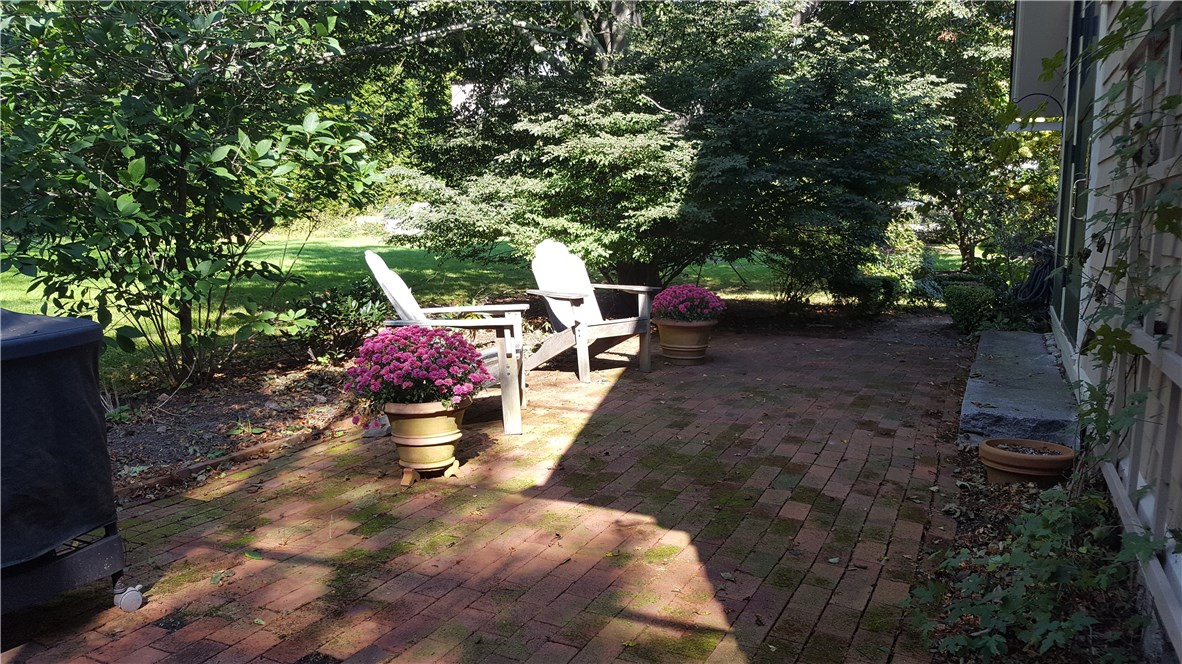 107 Old Beach Road, Unit 5 Newport, RI 02840 - Photo 26 of 30