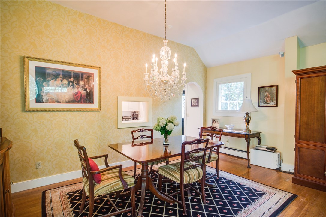 107 Old Beach Road, Unit 5 Newport, RI 02840 - Photo 8 of 30