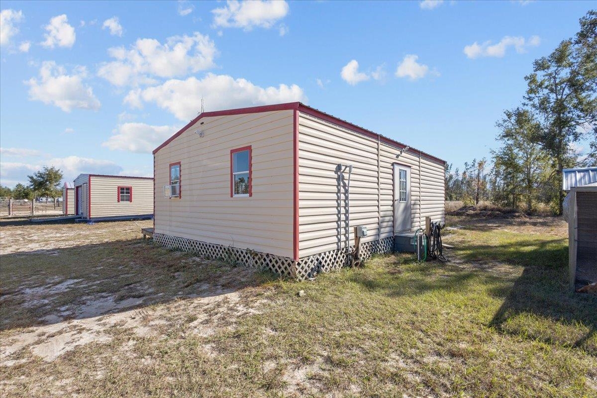 1737 Northeast Beulah Church Road Lee, FL 32059 - Photo 13 of 45 Gallery Image 13
