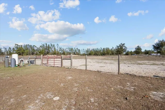 $299,900 | 1737 Northeast Beulah Church Road, Lee, FL 32059