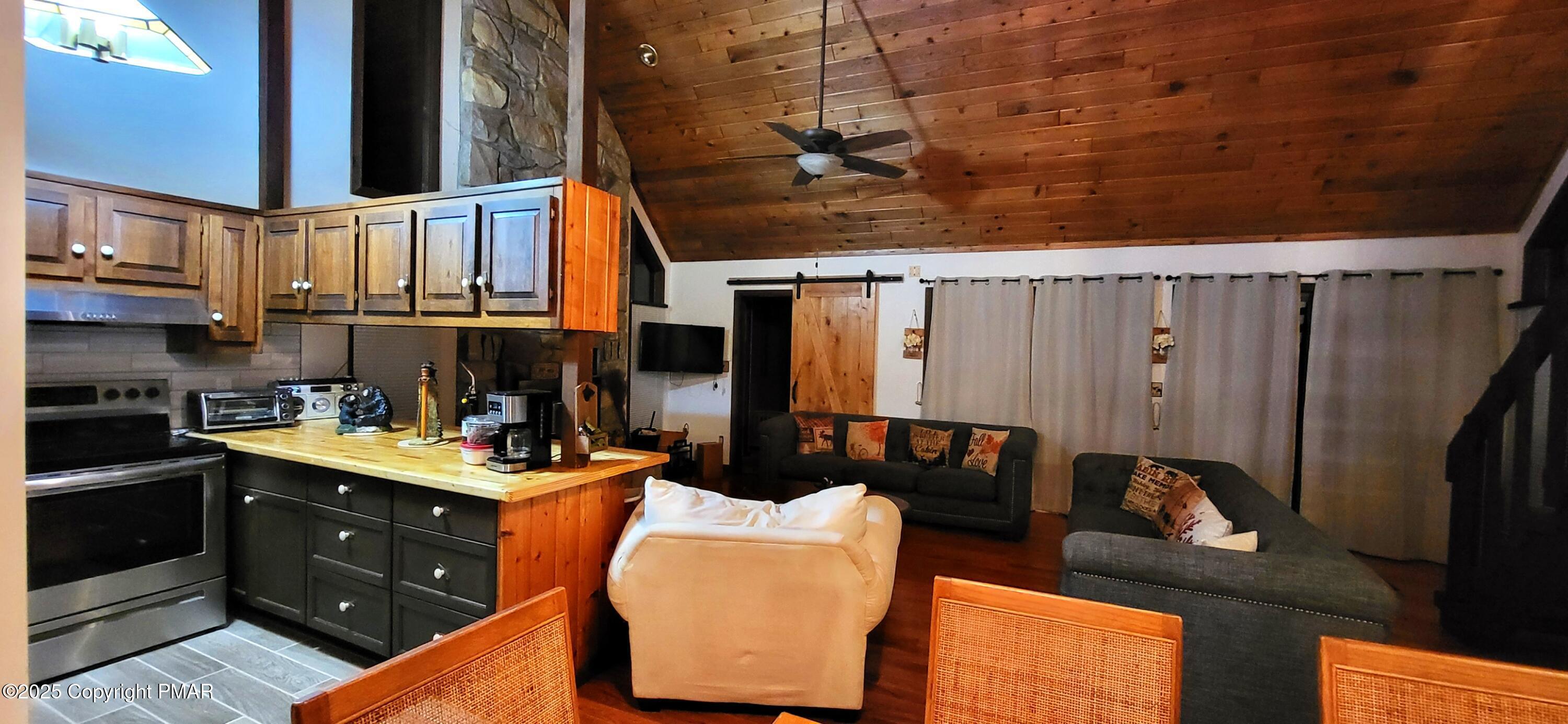 6298 Decker Road Bushkill, PA 18324 - Photo 17 of 65 20250131_175401