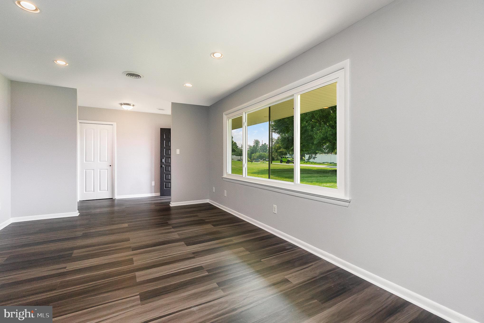 1005 Davis Road Havre de Grace, MD 21078 - Photo 9 of 45 Living Room