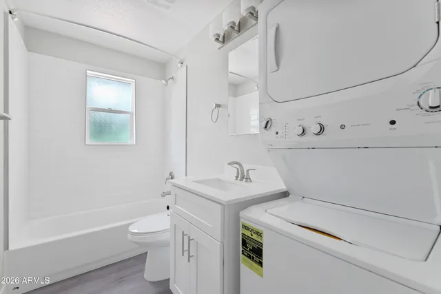 $1,349 | 35 West Medlock Drive, Unit 4, Phoenix, AZ 85013