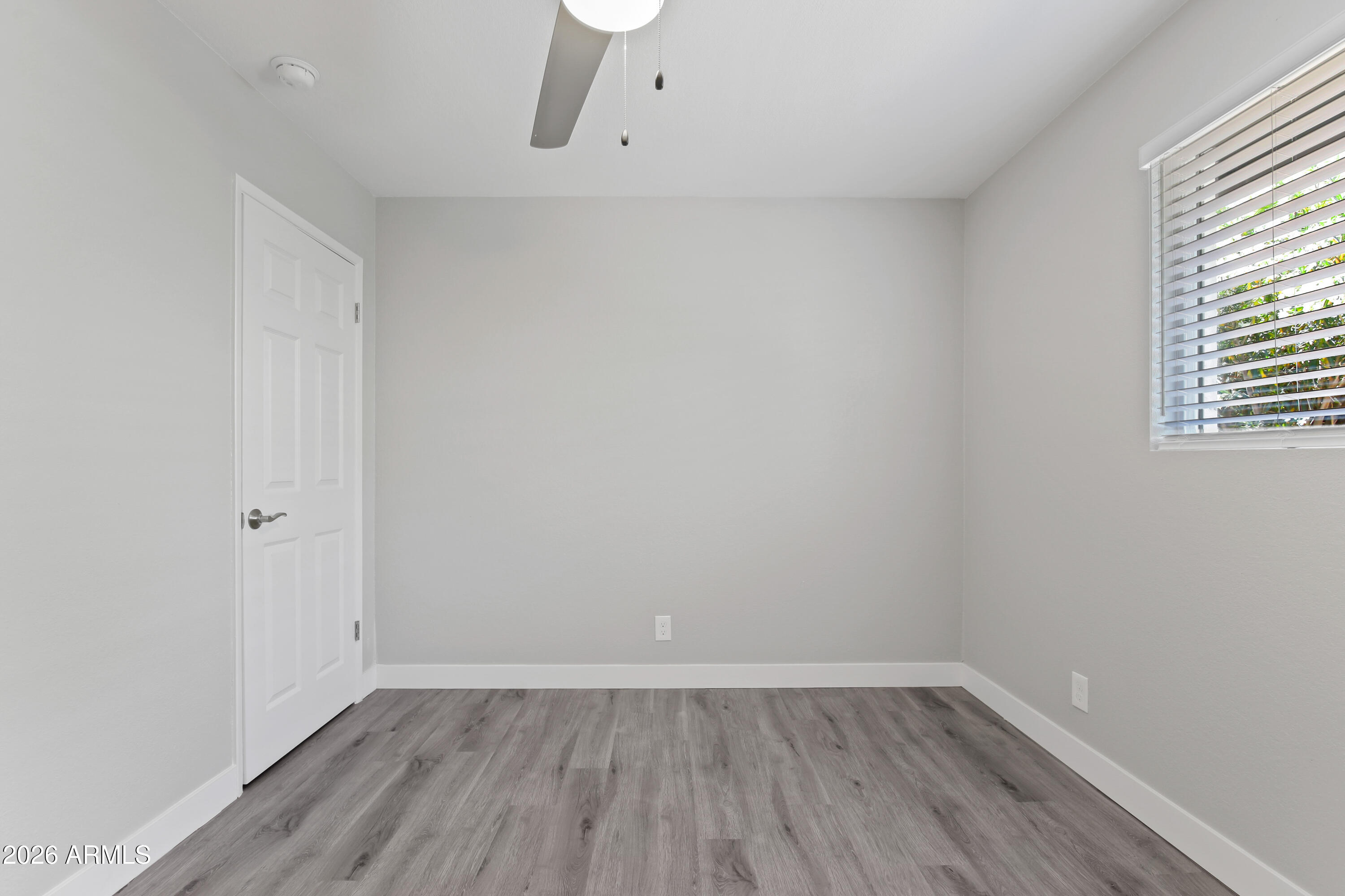 35 West Medlock Drive, Unit 4 Phoenix, AZ 85013 - Photo 14 of 23 (19)