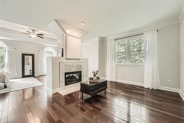 a close view of sink and tap