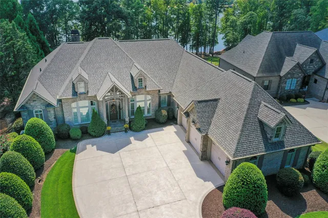 $1,790,000 | 114 Willowbend Drive, Anderson, SC 29621