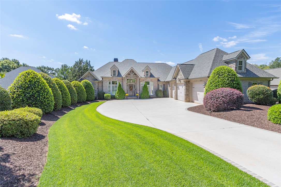 114 Willowbend Drive Anderson, SC 29621 - Photo 2 of 50