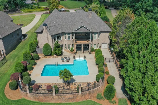 $1,690,000 | 114 Willowbend Drive, Anderson, SC 29621