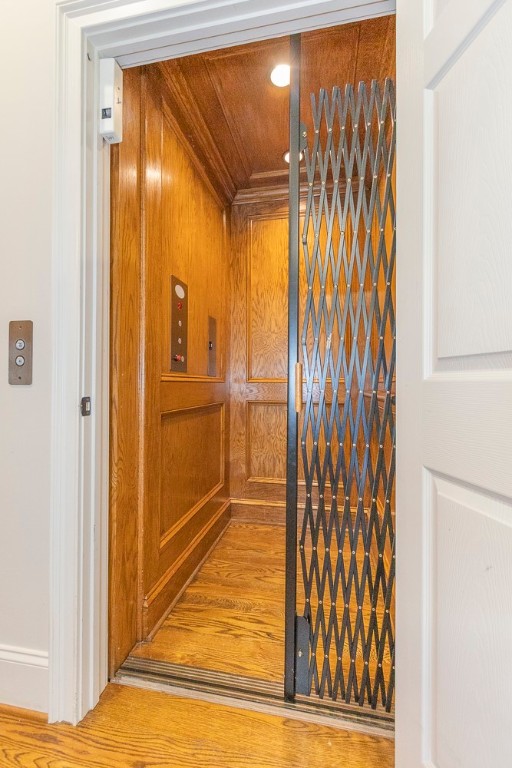 114 Willowbend Drive Anderson, SC 29621 - Photo 31 of 50 Elevator