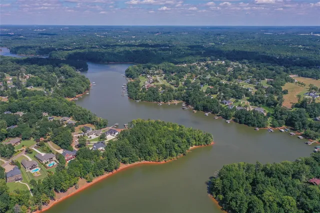 $1,790,000 | 114 Willowbend Drive, Anderson, SC 29621