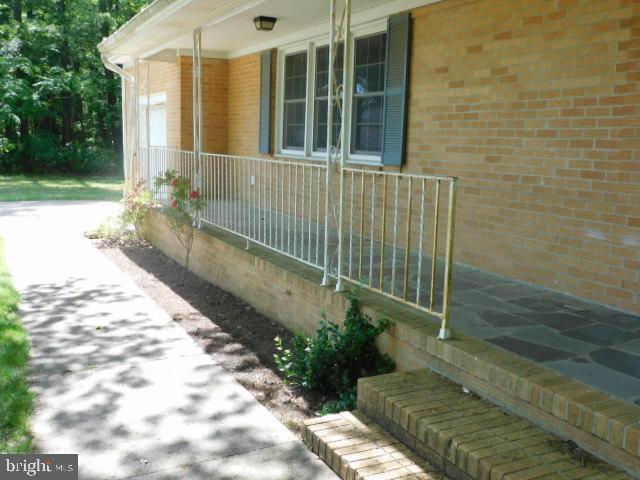 31200 Williams Road Princess Anne, MD 21853 - Photo 3 of 30 Front Walk