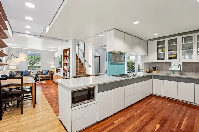 $1,195,000 | 1003 Wesley Avenue, Evanston, IL 60202