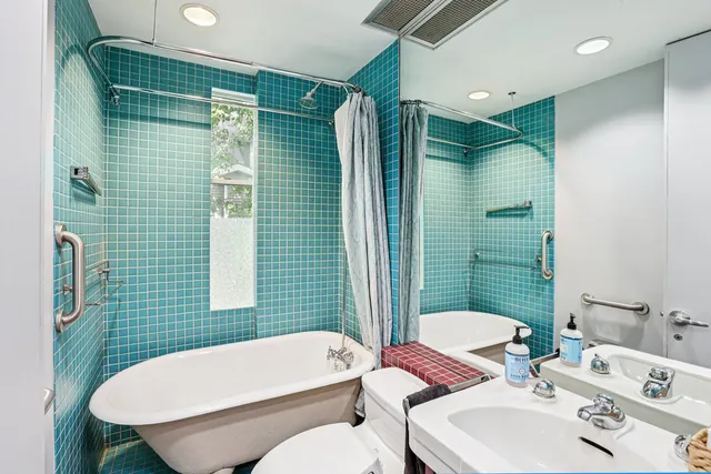 $1,195,000 | 1003 Wesley Avenue, Evanston, IL 60202