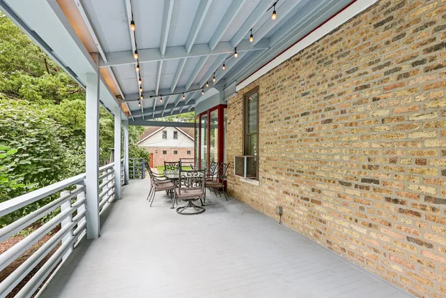 $1,195,000 | 1003 Wesley Avenue, Evanston, IL 60202