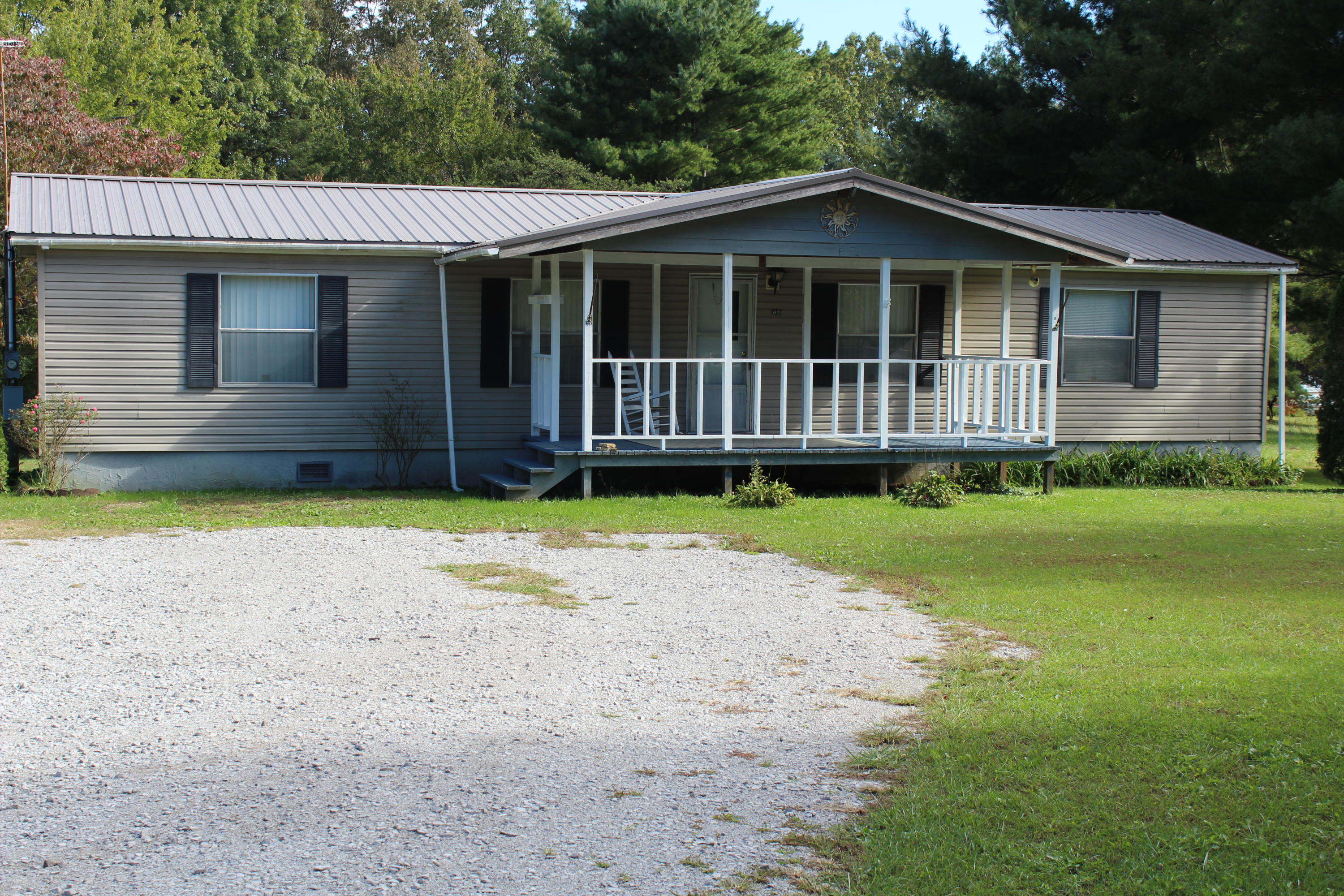 509 Fairview Road Crossville, TN 38571 - Photo 1 of 15 IMG_3991