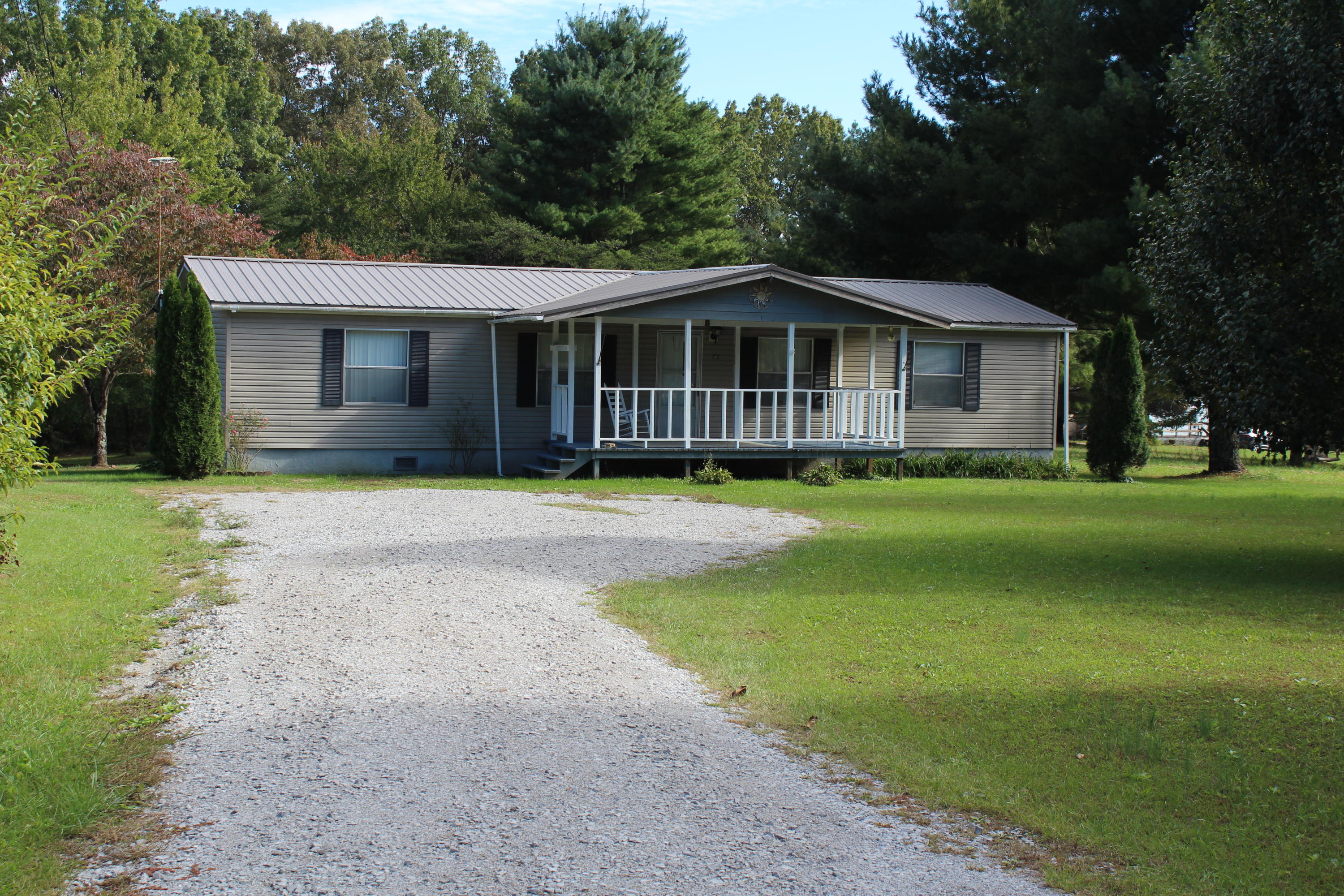 509 Fairview Road Crossville, TN 38571 - Photo 3 of 15 IMG_3990
