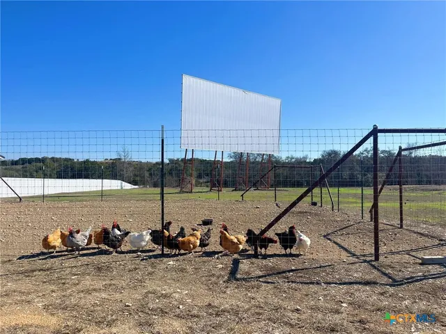 a bathroom with a toilet