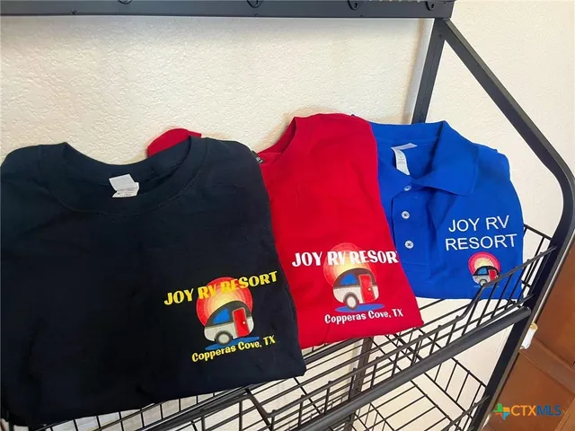 a view of a entertaining space