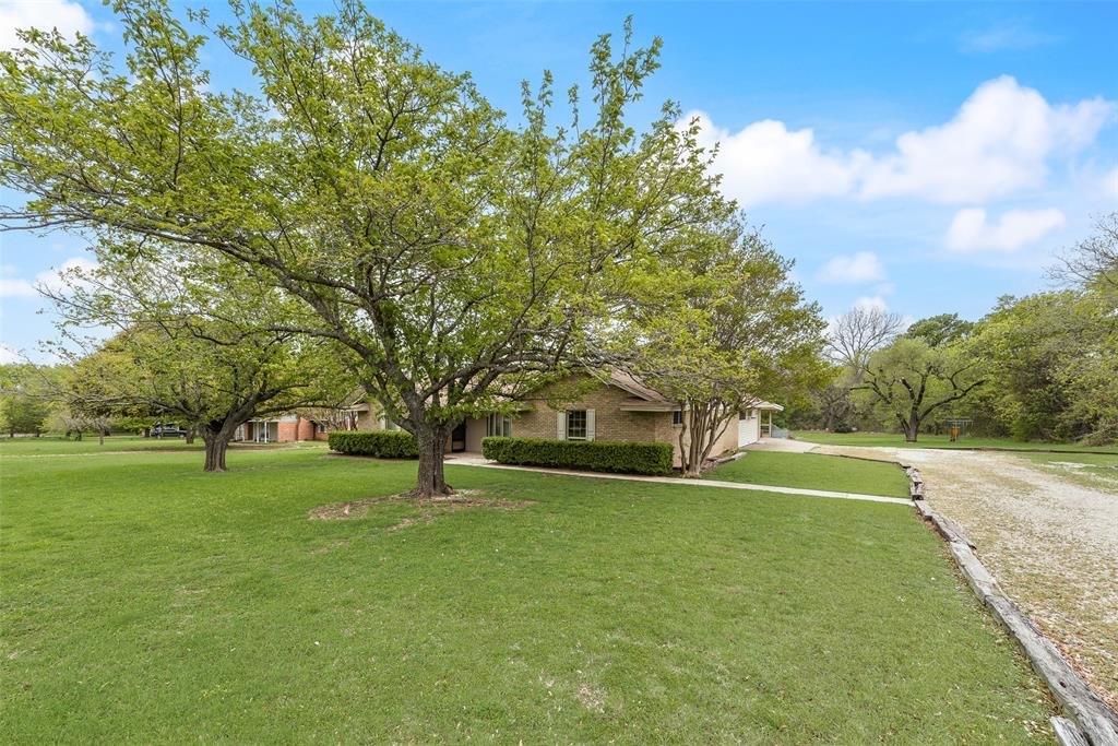 830 Mt Zion Road Midlothian, TX 76065 - Photo 6 of 36