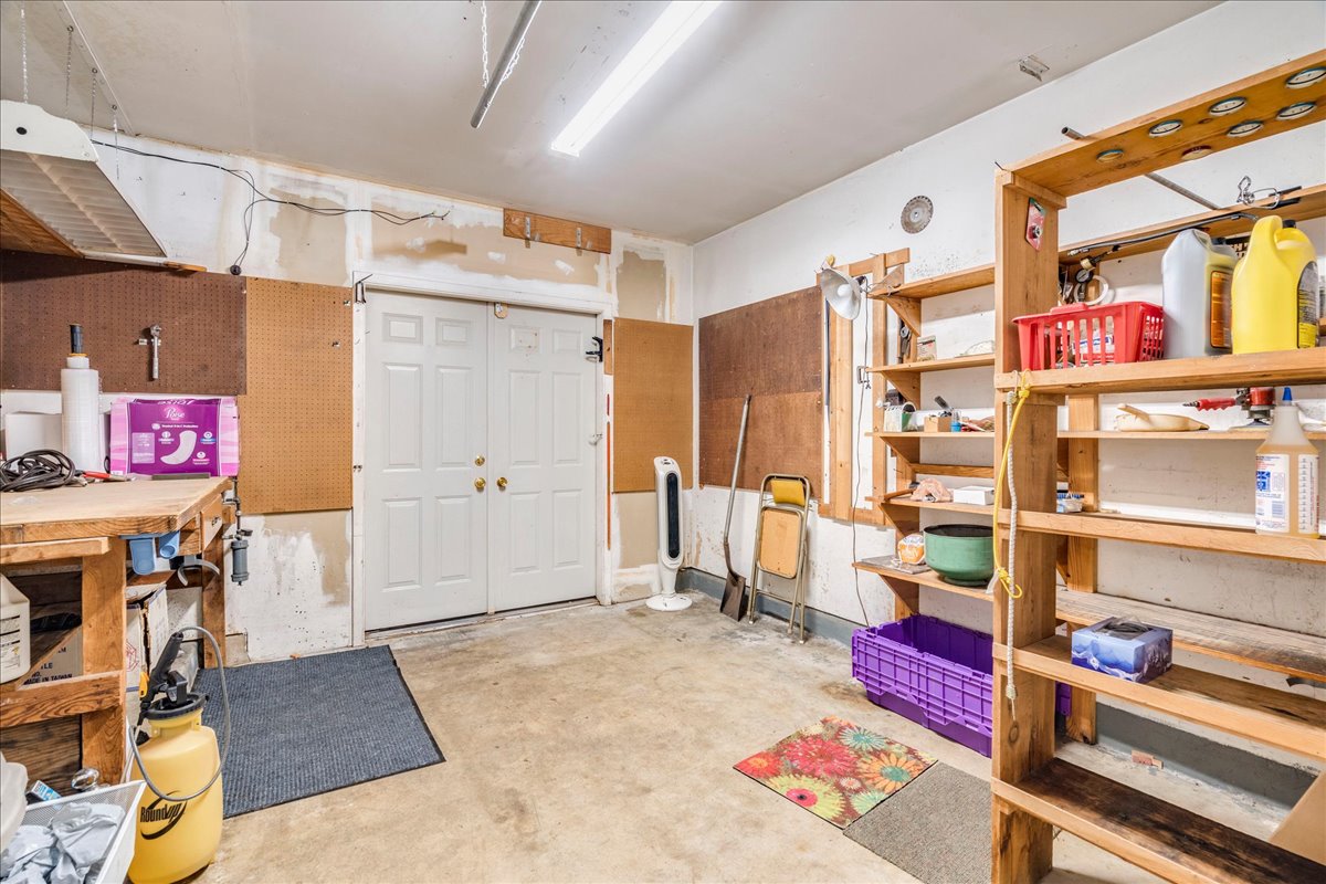 6626 Isabelle Drive Austin, TX 78752 - Photo 22 of 27 Converted garage as storage